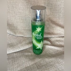 Bath & Body Works Frosted Winter Woods Retired Fragrance Spray